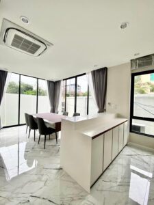Runerome House 10