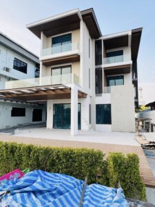 Taveewong House 11